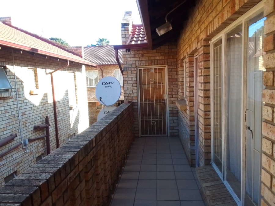 1 Bedroom Property for Sale in Rustenburg Central North West
